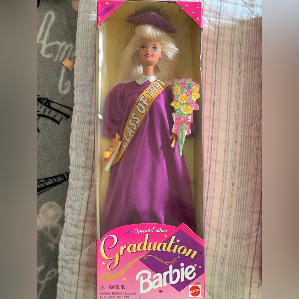 Barbie Doll- Class of 1997 Graduation Barbie Special Edition